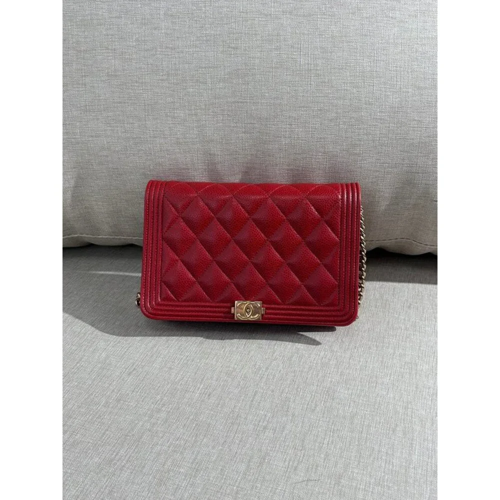 CHANEL Red Caviar Boy WOC GHW